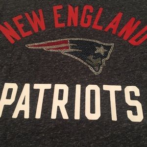 NWT New England Patriots NFL T-Shirt - Sz medium